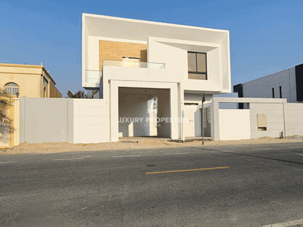 Spacious | Brand new | Private Pool
