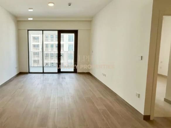 Spacious I Exclusive I Boulevard View